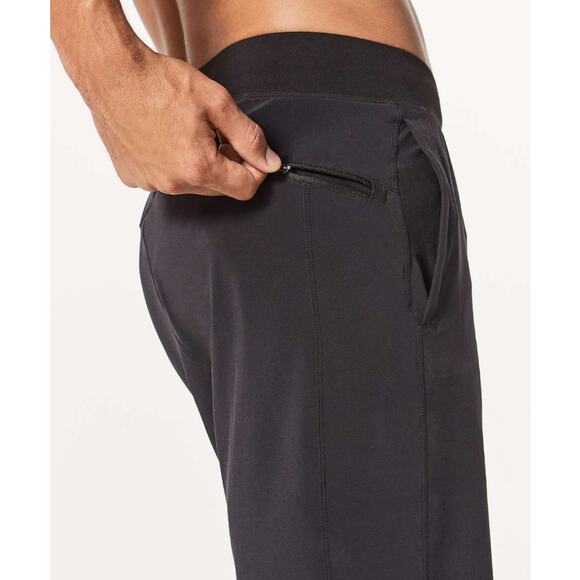 Lululemon T.H.E. Short Linerless 9" Men XXL Black Los Angeles Clippers Gym Run - Picture 4 of 14